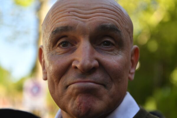 Se postergó la indagatoria de Espert por lavado de dinero: abogado solicita más tiempo