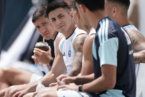 Selección Argentina vive su cumpleaños de Messi en la previa del cierre del grupo