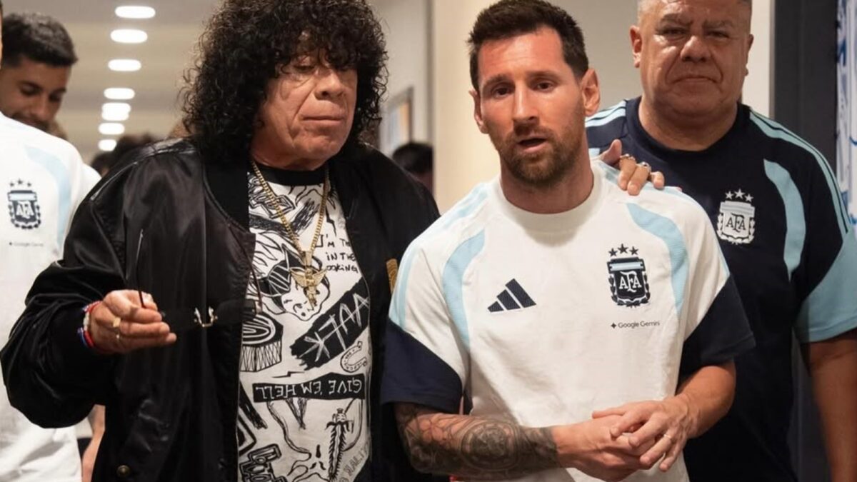 Messi elogia a La Mona Jiménez en concentración de la Selección