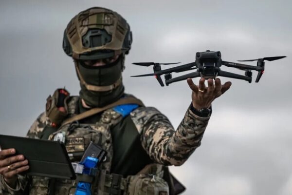 Taiwán capacita a ciudadanos con drones como defensa contra China