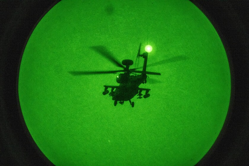 Un Apache de 25 millones cayó cerca de Omán, posiblemente por un dron iraní