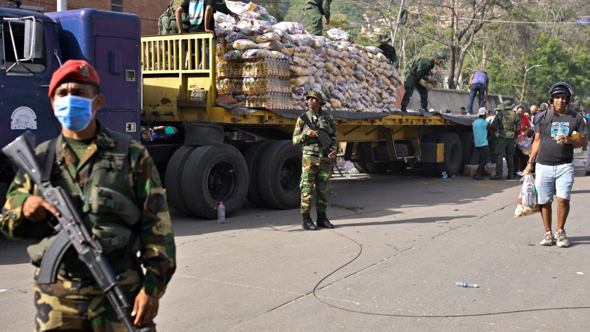 Venezuela: Solidaridad ciudadana choca con obstáculos del régimen tras terremotos