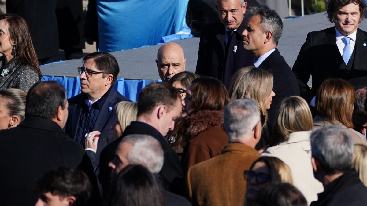Villarruel criticó presencia de Adorni en acto patrio y defendió valores de Belgrano