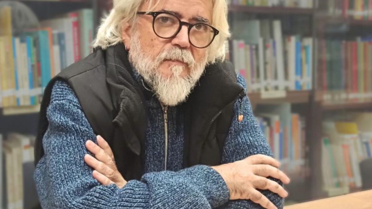 Jubilado de 67 vive en la calle por no alcanzar pensión para alquiler