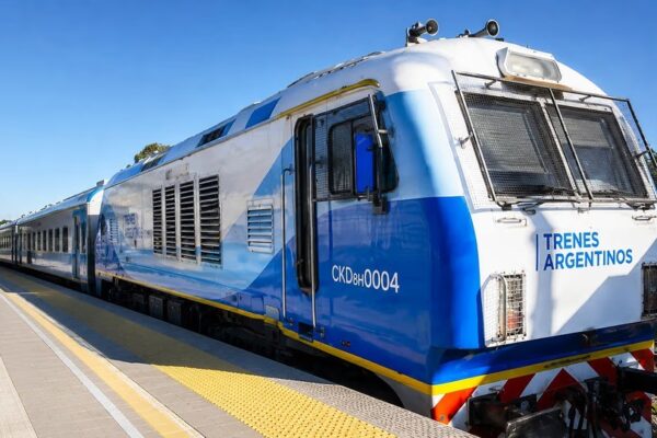 Vuelve el tren expreso entre Once y Moreno en tiempo récord