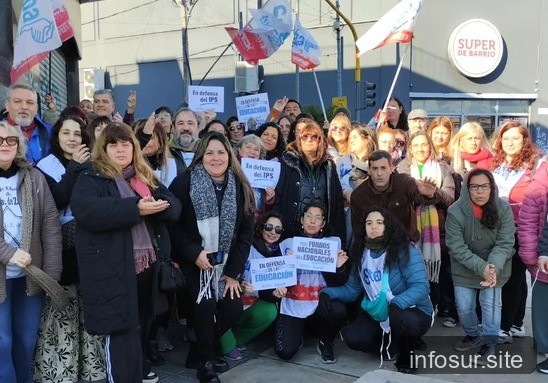Docentes del conurbano llevaron adelante un paro con apoyo masivo