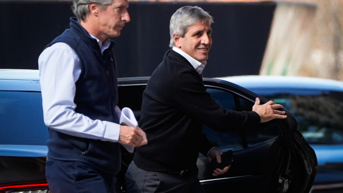 Giro con el dólar: el Gobierno aumenta el uso de su «arsenal» para enfriarlo