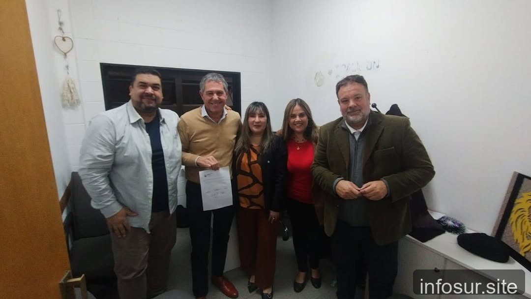 Rij abandona el bloque libertario en Quilmes, generando tensión en el Concejo