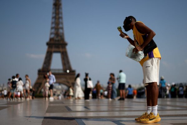 Francia anticipa nueva ola de calor y turistas se mueven