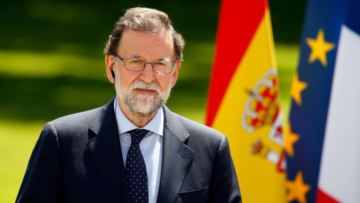 Rajoy repone su apuesta tras críticas por comentario sobre selección francesa