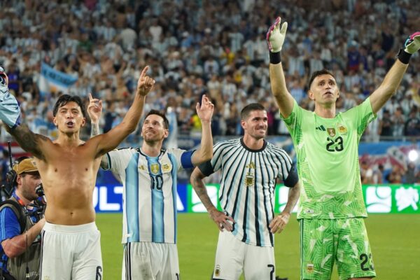 Martínez y De Paul, claves del presente y futuro de la Selección