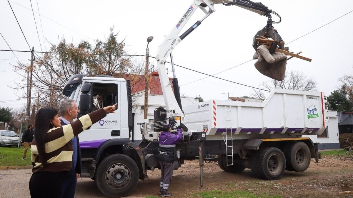 Operativo de -Residuos+Comunidad en Quilmes Oeste