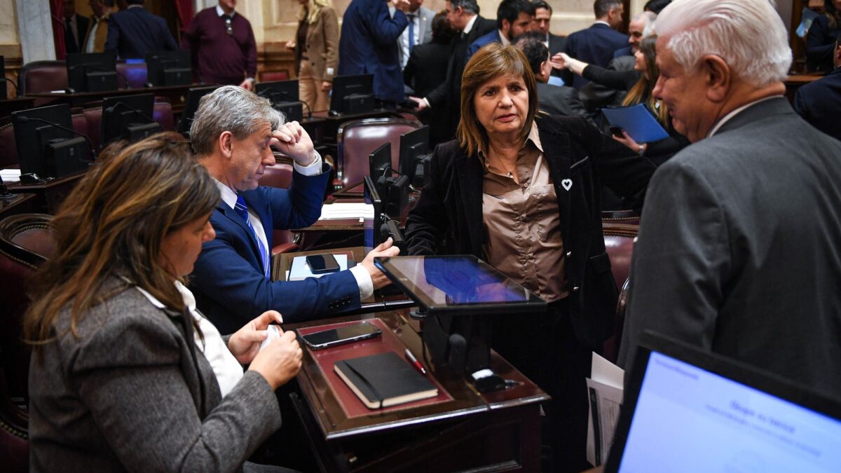 Gobierno retrasa proyecto de propiedad privada tras fracaso en Senado
