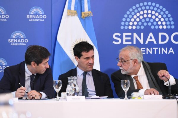 Bullrich impulsa sesión en Senado para avanzar en pliegos judiciales de Milei