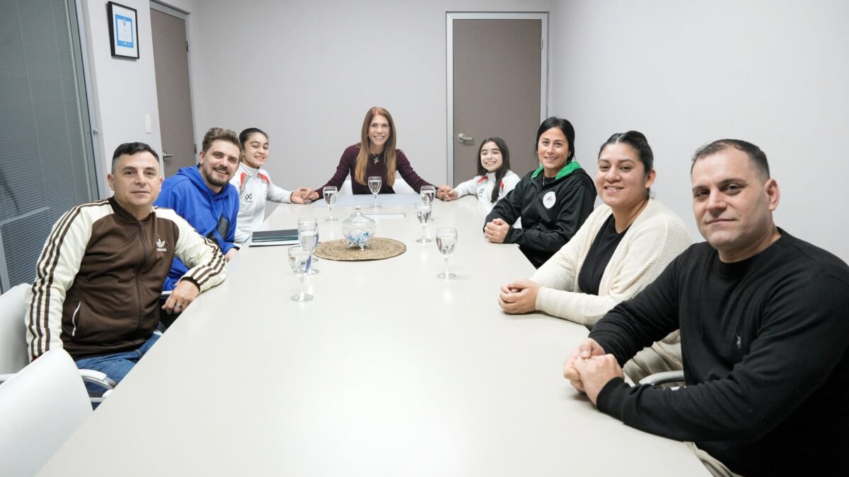 Municipalidad de Avellaneda respaldó a deportistas en su crecimiento profesional