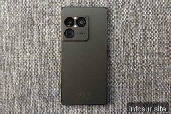 Sony Xperia 1 VIII: el teléfono que defiende el pasado en la era de los smartphones