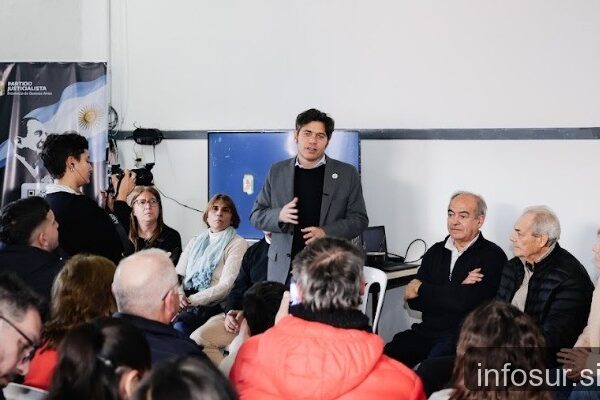 Kicillof llamó a reconstruir Argentina tras el modelo de Milei