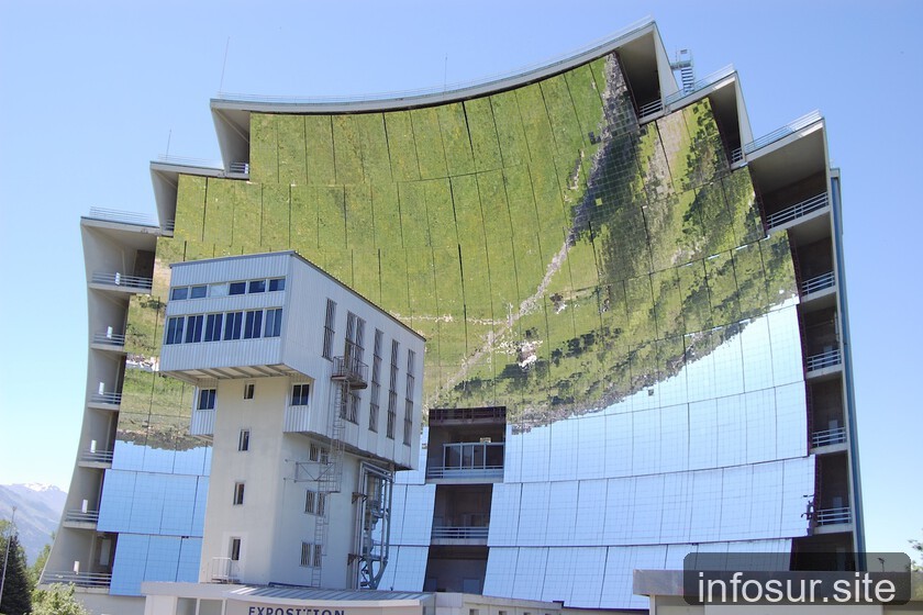 El horno solar de los Pirineos alcanza 3.500°C y no genera energía