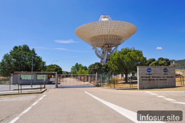 Incendio en Madrid pone en riesgo una base crítica para la comunicación espacial