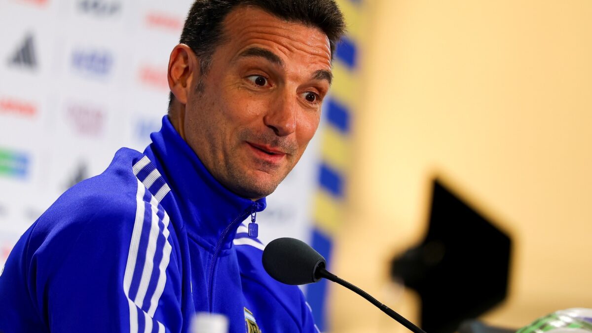 Scaloni abrió la posibilidad de repetir el mismo equipo frente a Suiza