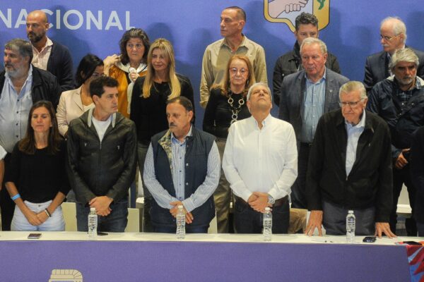 Cumbre peronista en La Rioja: Cristina al centro de las tensiones internas