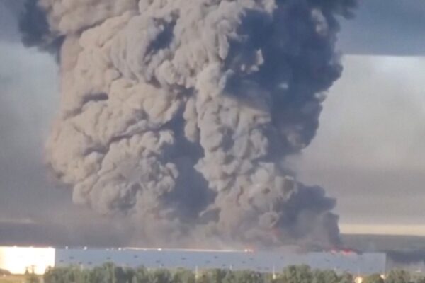 Ucrania ataca almacenes rusos con drones: 8 muertos y decenas de heridos