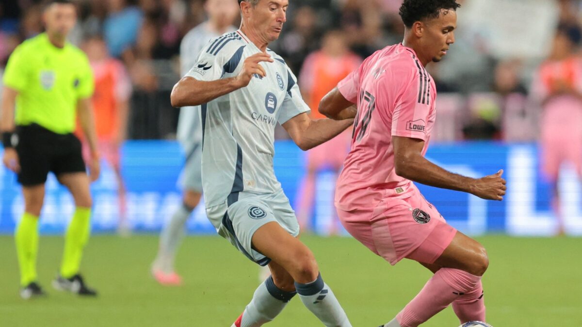 Inter Miami superó al Chicago Fire sin Messi y De Paul tras error del arquero argentino