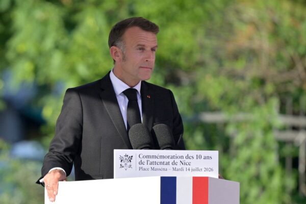 Parlamento francés aprueba derecho a la muerte asistida tras largo debate