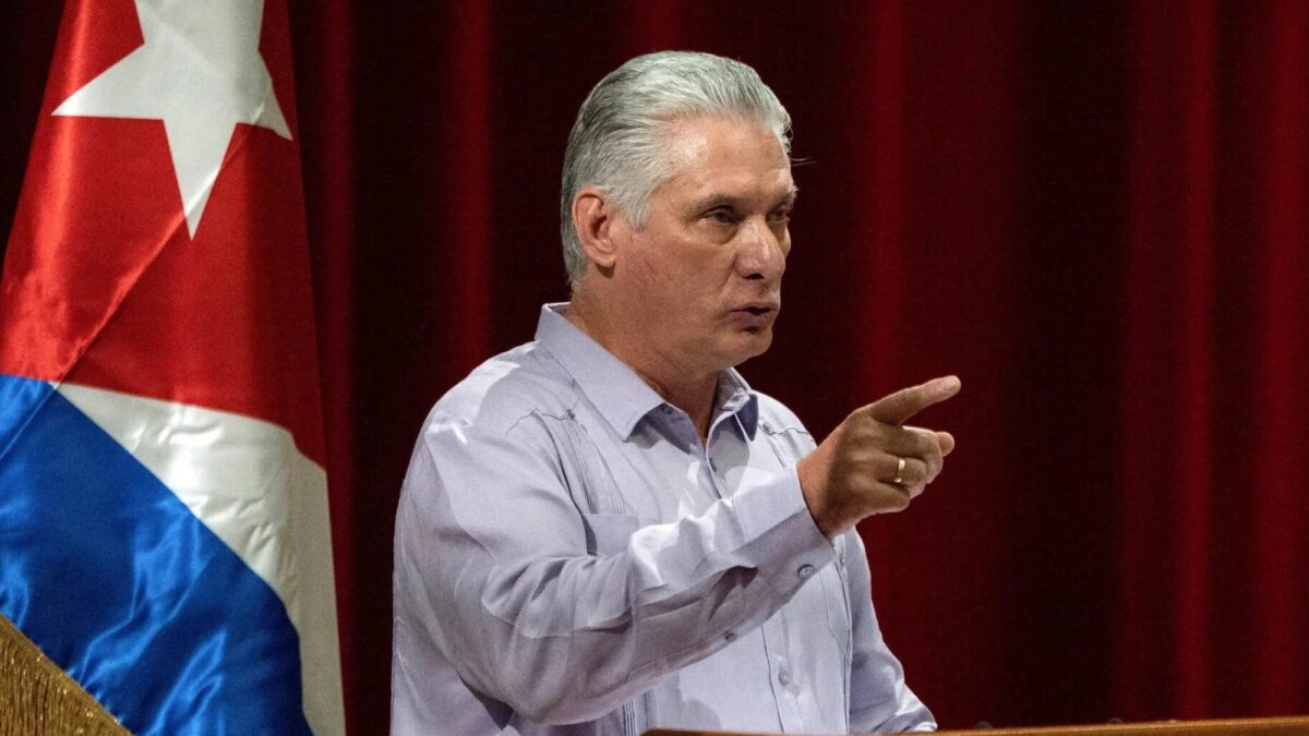 Díaz Canel desafía a Trump: «No le tenemos miedo a la guerra»