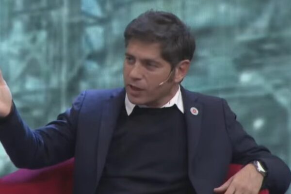 Kicillof propone PASO para enfrentar a Kirchner y Milei en 2027