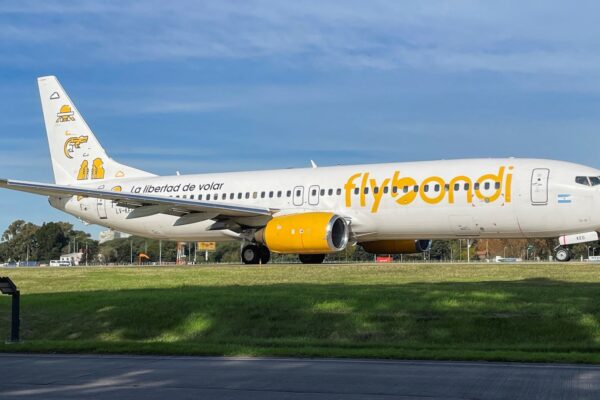 Flybondi cae en picada: canceló más vuelos en la previa de las vacaciones de invierno