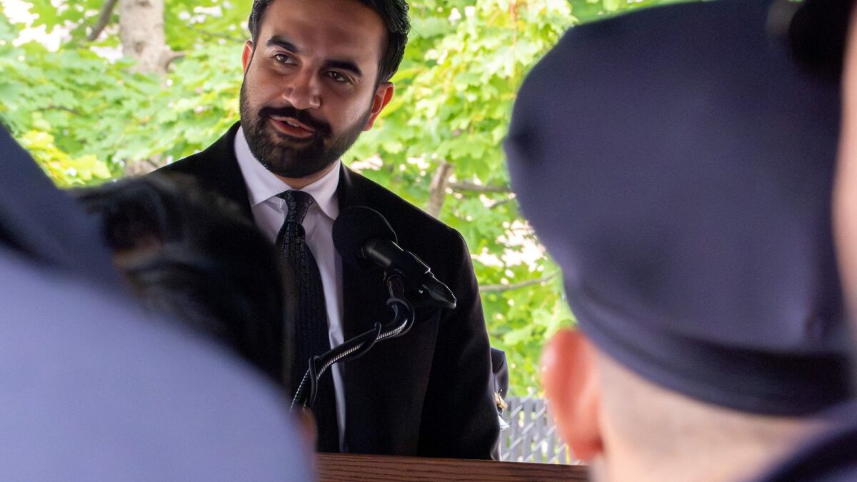 35 mil firmas piden que el alcalde de Nueva York no participe en homenaje a las víctimas del 11-S