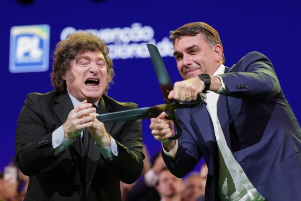 Radicalismo denuncia que actitud de Milei en Brasil perjudique a Argentina