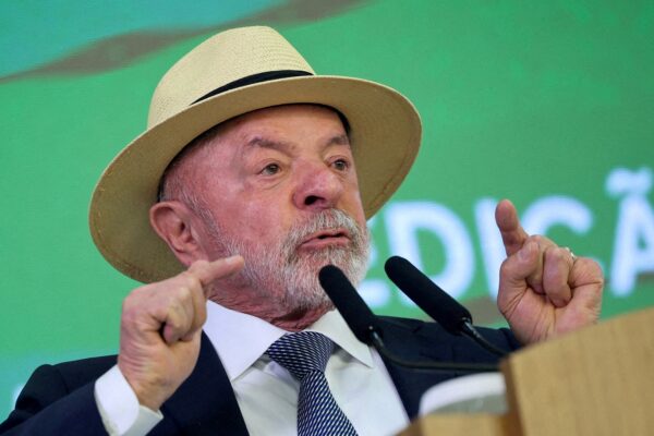 Lula avisa que su hijo, si es culpable, tendrá que pagar