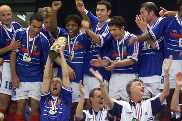 Dugarry pronosticó que Paraguay será humillado por Francia en los dieciseisavos de final