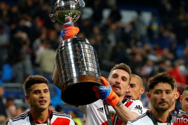Franco Armani se va de River tras convertirse en leyenda