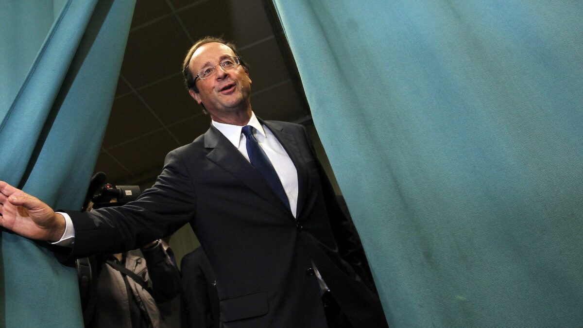Hollande vuelve a competir por la presidencia de Francia tras un escándalo de infidelidad