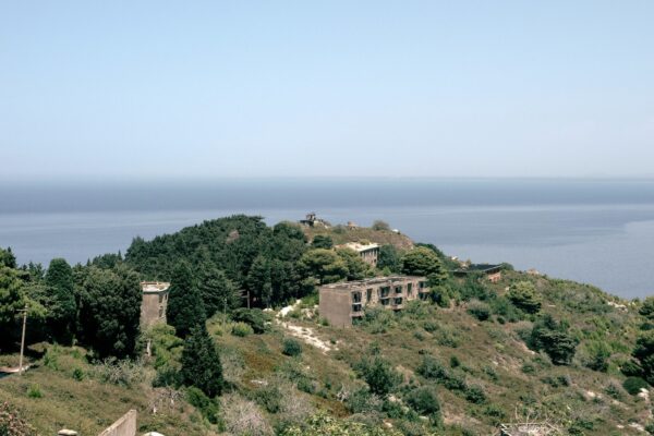 Ivanka Trump y Jared Kushner proyectaron un paraíso en una isla peligrosa de Albania.