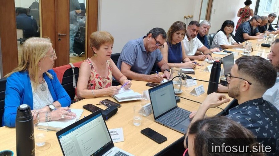 Gobierno bonaerense ofreció 7% de aumento a docentes y lo aceptarían