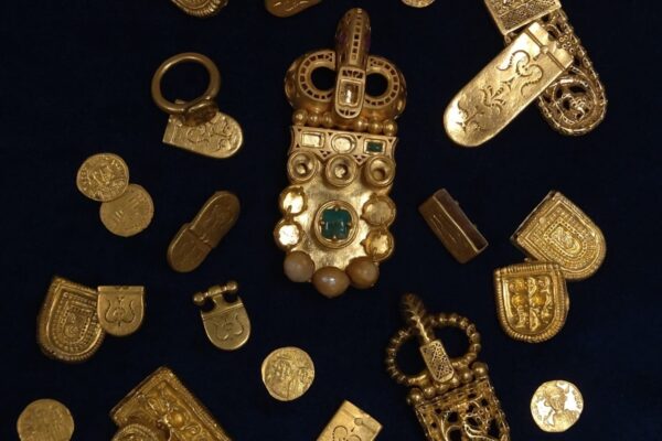 Recuperan tesoro bizantino de 1.200 años en el Adriático