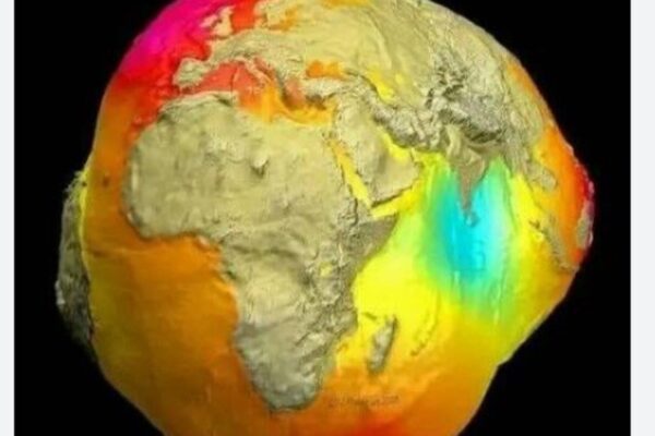 NASA presenta modelo de Tierra como geido, no esfera perfecta