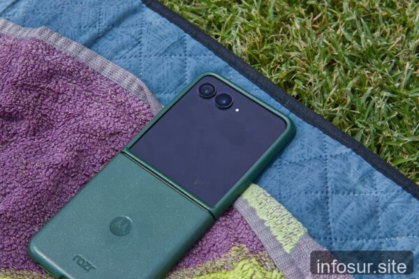 Motorola Razr 70 Plus redefine los plegables con pantalla externa revolucionaria