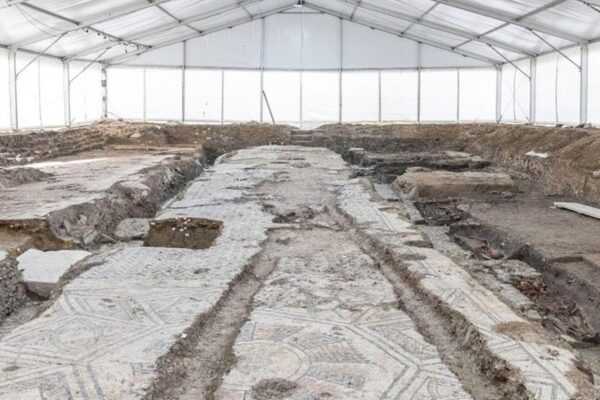 Descubrieron una iglesia paleocristiana bajo un antiguo mercado de pescado