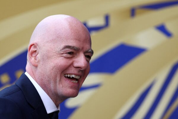 FIFA y UEFA enfrentan tensión por privatización de ingresos del fútbol