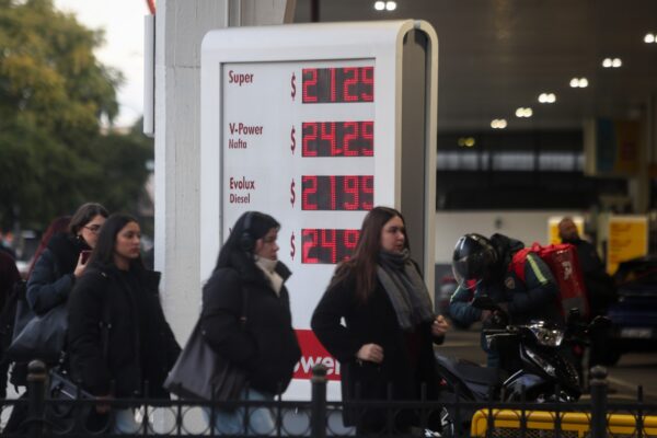 Venta de naftas sigue en caída: junio fue el peor mes del año