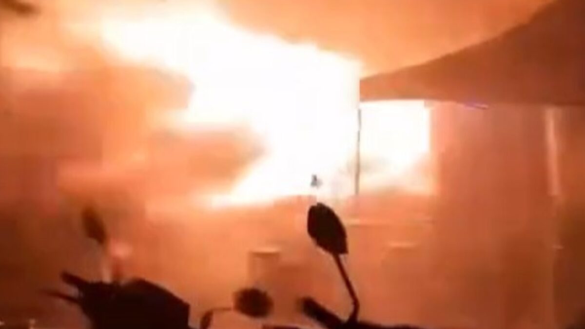 Incendio en bar tailandés dejó 27 muertos, investigación en marcha