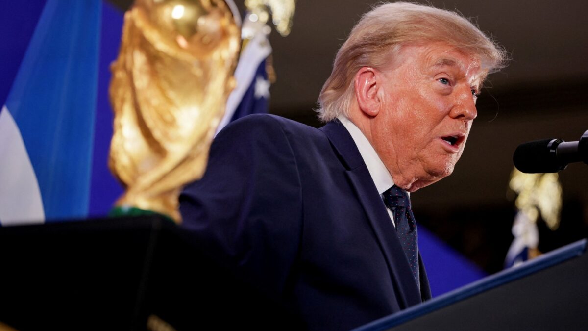 Trump acusa a China de interferir en elecciones 2020 y reaviva fraude