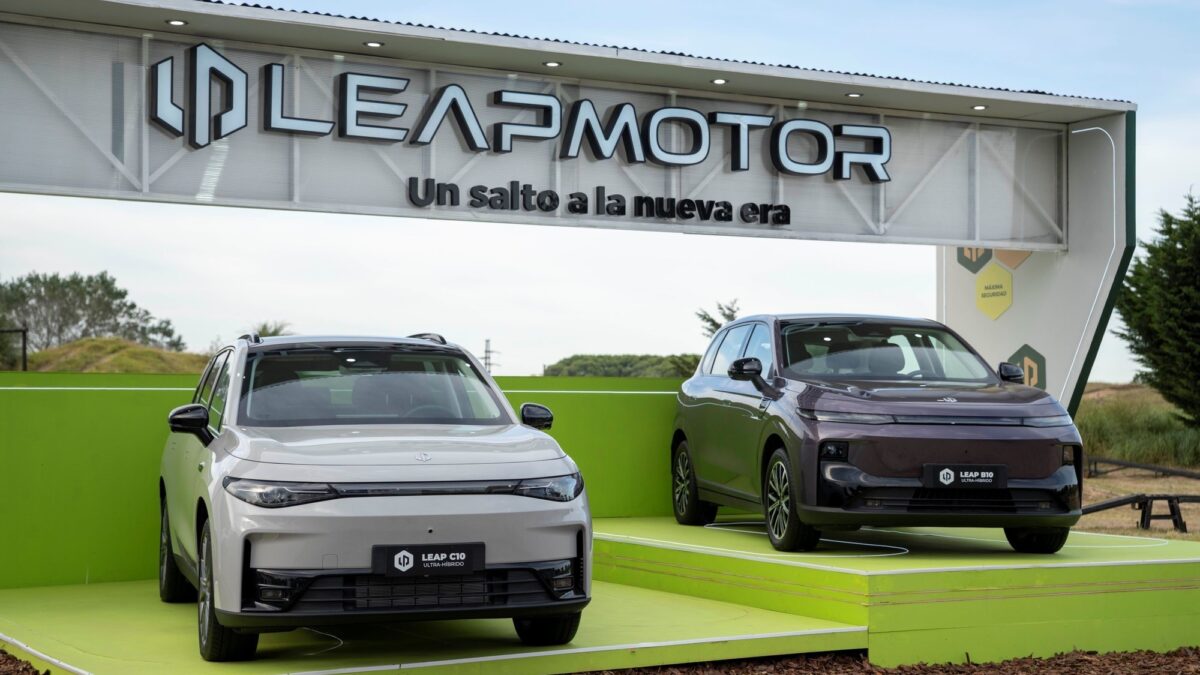 Stellantis vende autos chinos en Argentina por primera vez