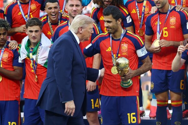 España se coronó número uno del ranking FIFA tras vencer a Argentina