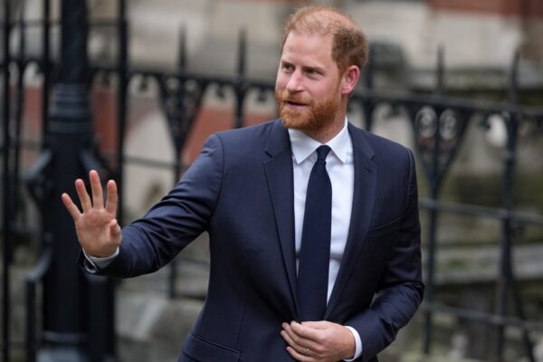 Daily Mail busca indemnización de Harry tras desestimar su demanda de privacidad